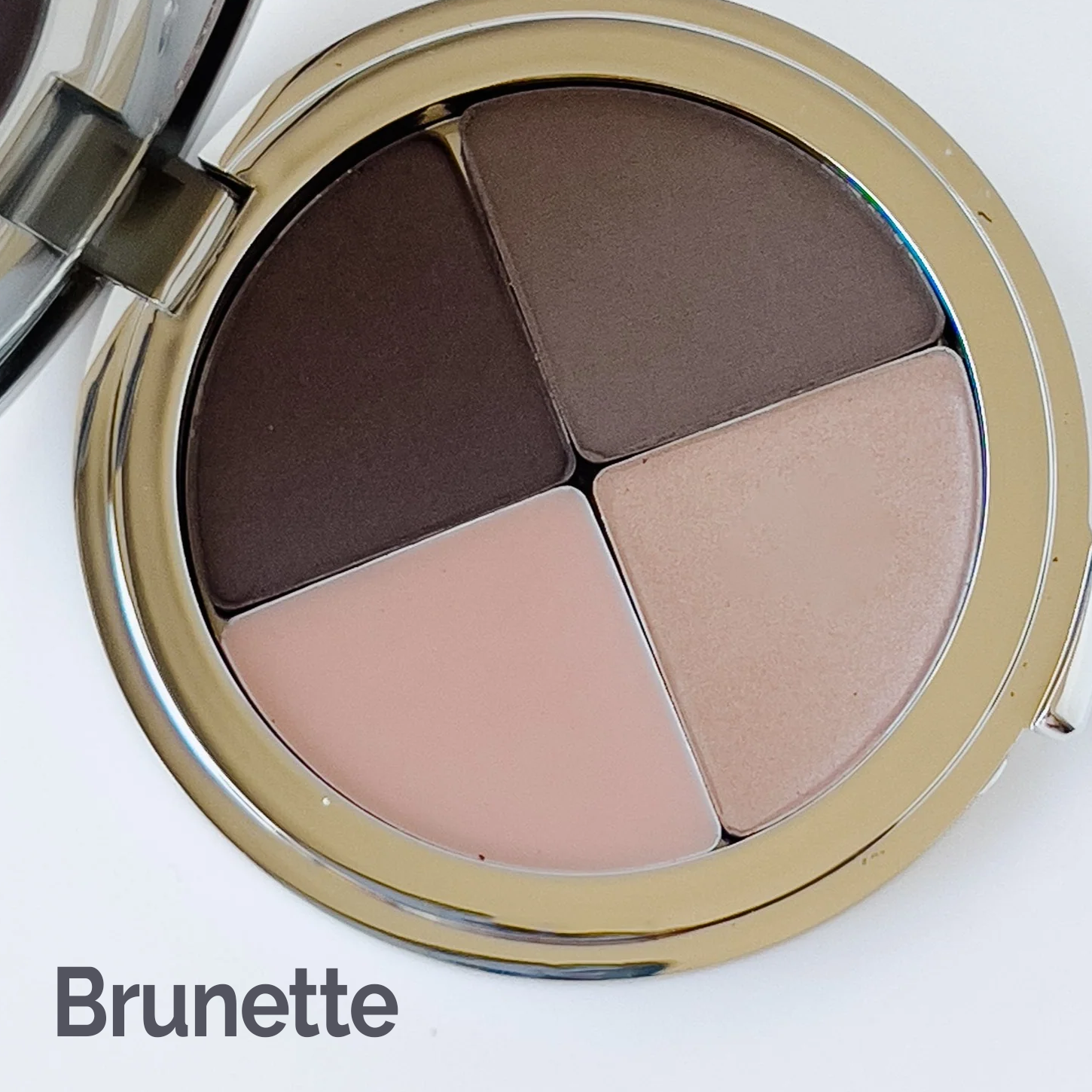 Brunette color swatch #brunette