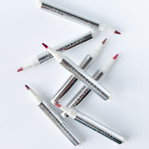 Duo-Lip Crayon with Dual White Sharpener | Love Lips Collection